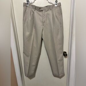 Men's Pleated Dress Pants in Light Khaki
